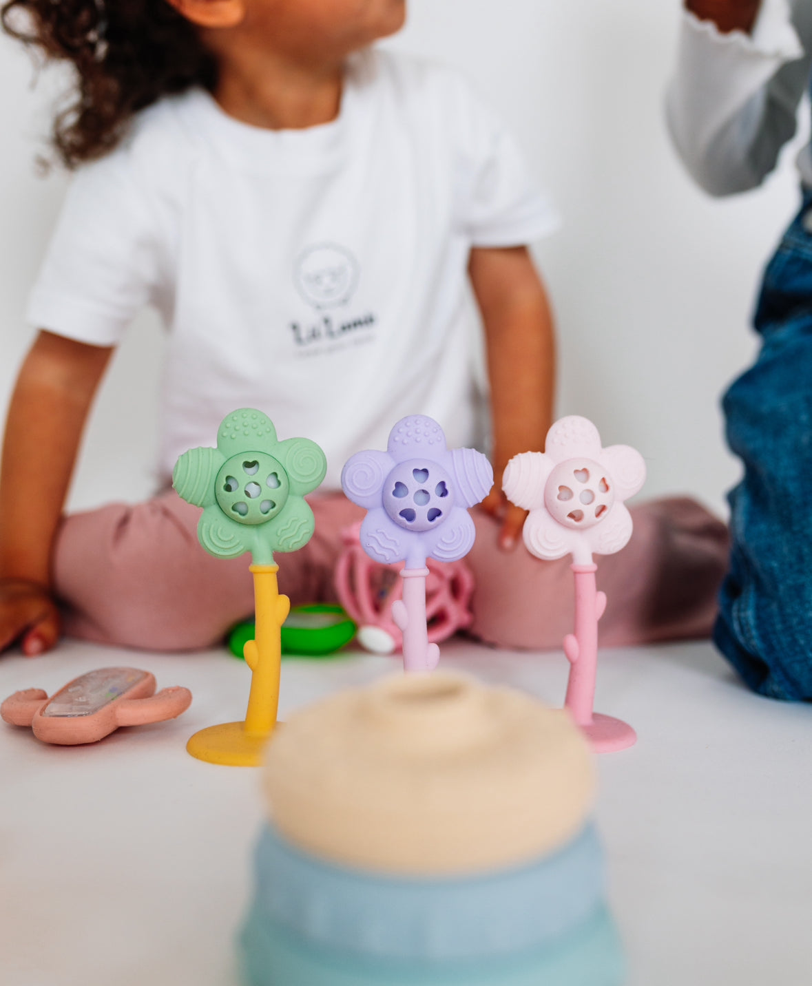 Flower rattle